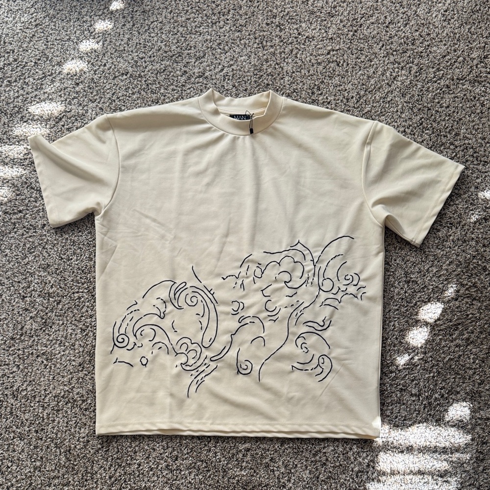 Boohoo Cream Graphic Long Sleeve Tee